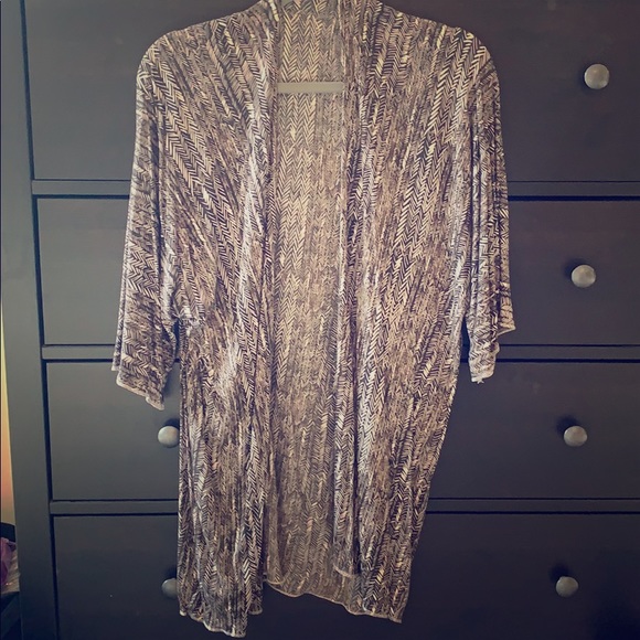 Kimono - Picture 1 of 2